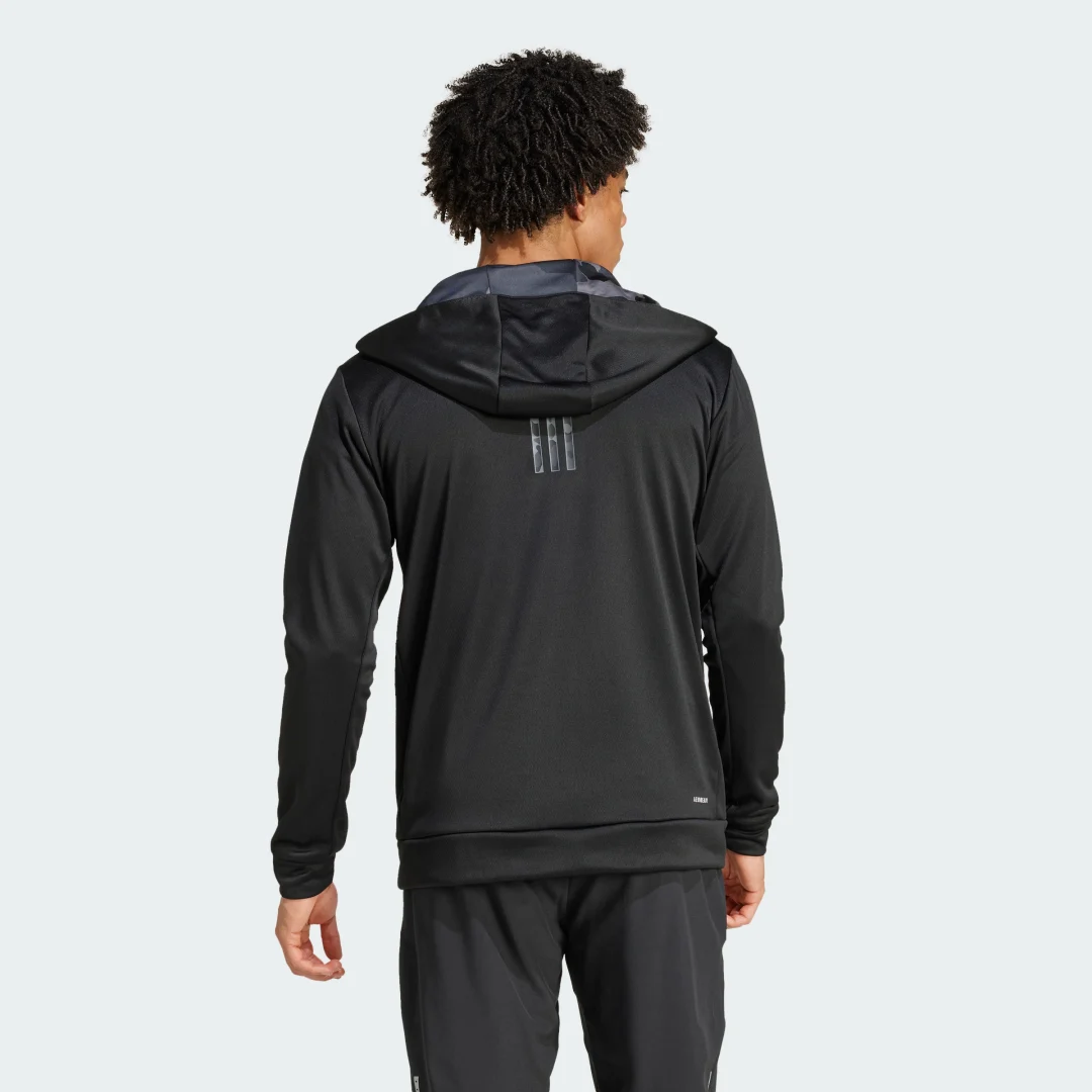 Thumbnail 1 de Chaqueta con capucha Train Essentials Camo de Adidas — estilo urbano y comodidad para entrenar