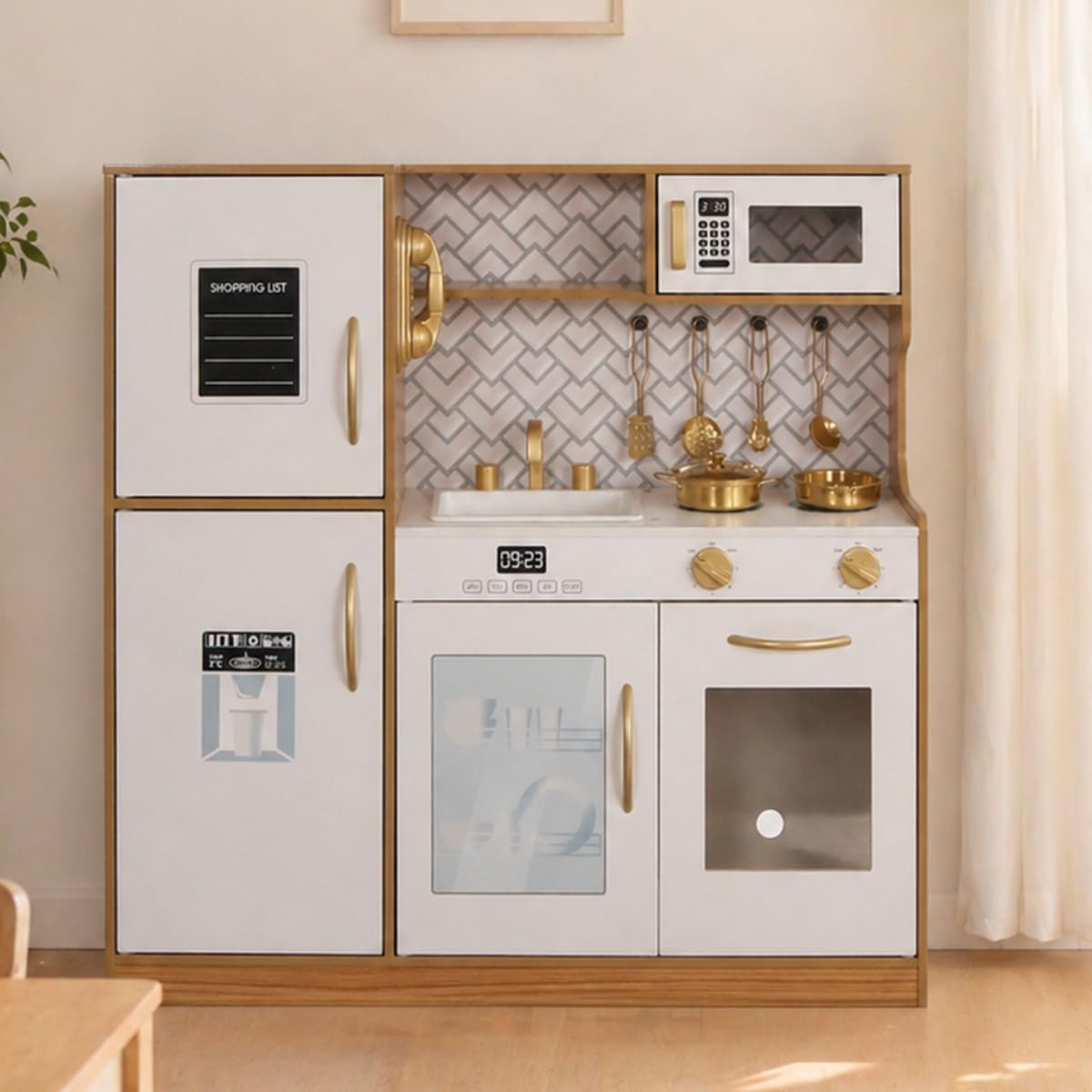 Detalle de Wooden Play Kitchen Set with Lights, Oven, Microwave, and Pretend Utensils