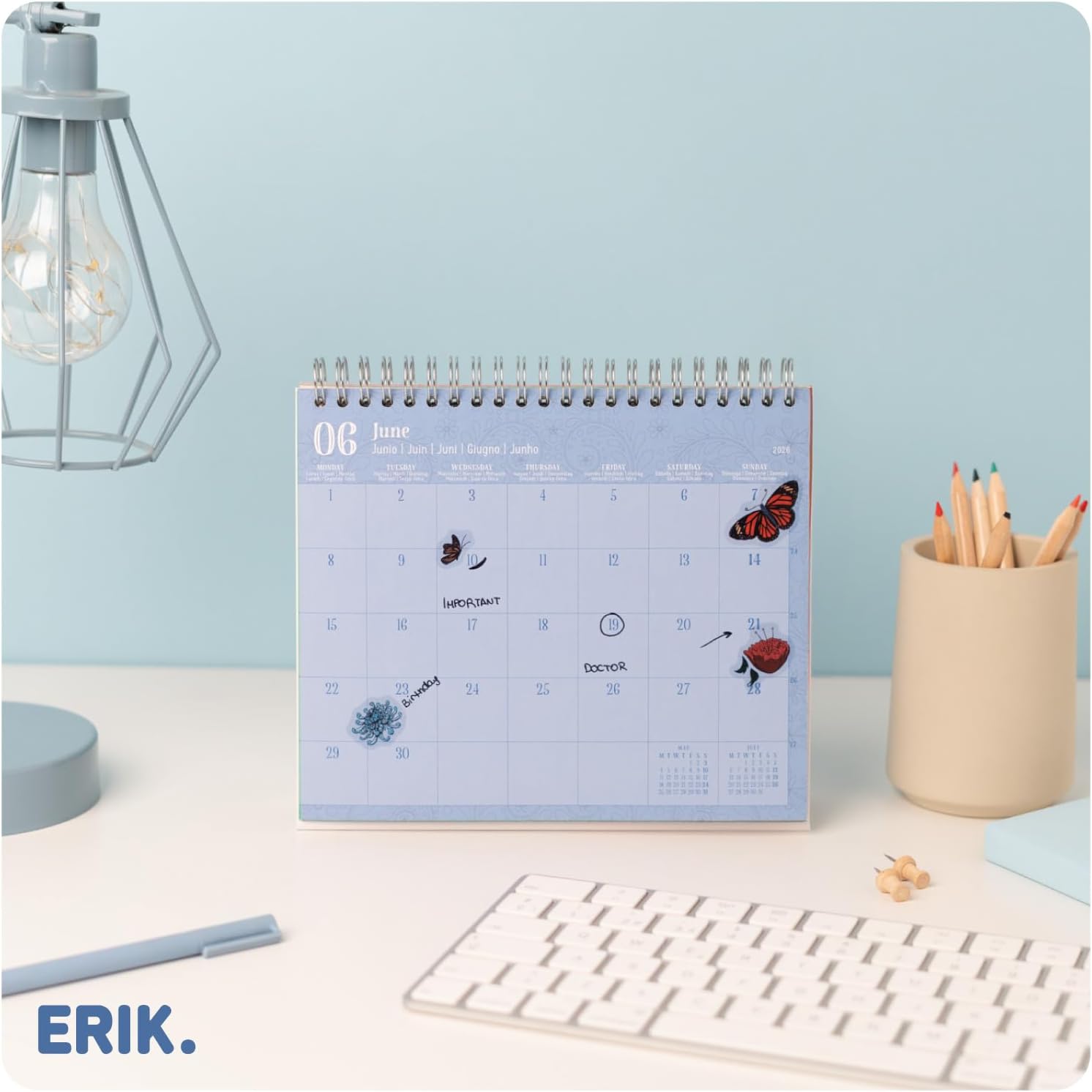 Thumbnail 5 de Grupo Erik Frida Kahlo Desk Calendar 2026 📅