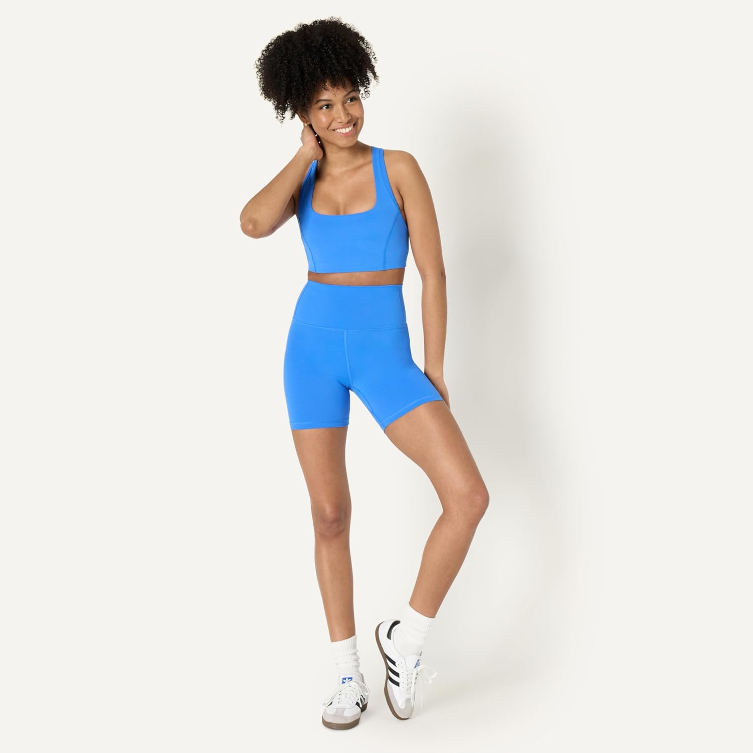 Thumbnail 4 de Amazon Essentials Women’s Active FormFlex Buttery Soft High Waist Yoga Biker Shorts