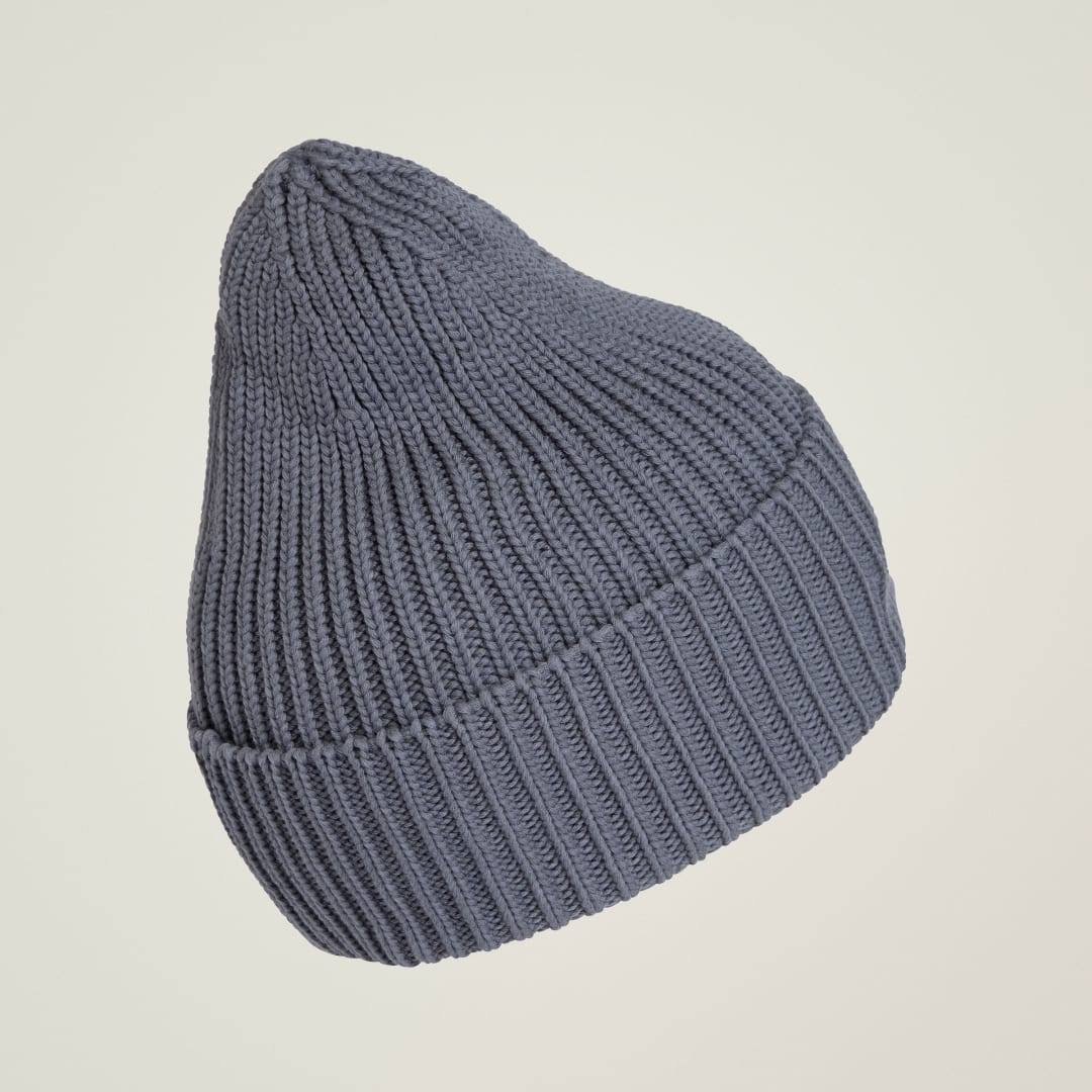 Detalle 2 de Gorro adidas by Stella McCartney – Negro