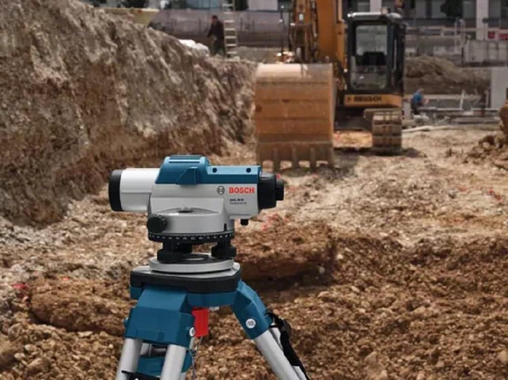 Thumbnail 1 de Niveau optique Bosch Professional GOL 20 D : grossissement 20x, portée jusqu’à 60 m, livré avec trépied BT 160