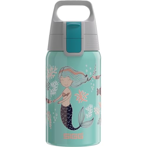 Detalle de SIGG Shield One Atlantis Kinder Trinkflasche 0,5 L – Edelstahl, auslaufsicher, einhändig bedienbar