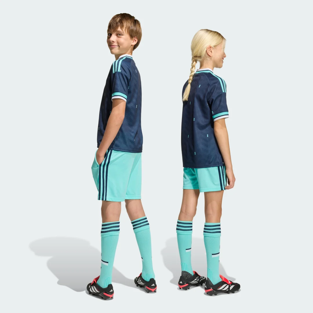 Detalle 2 de Pantalón corto de segunda equipación Alemania 26 | Adidas