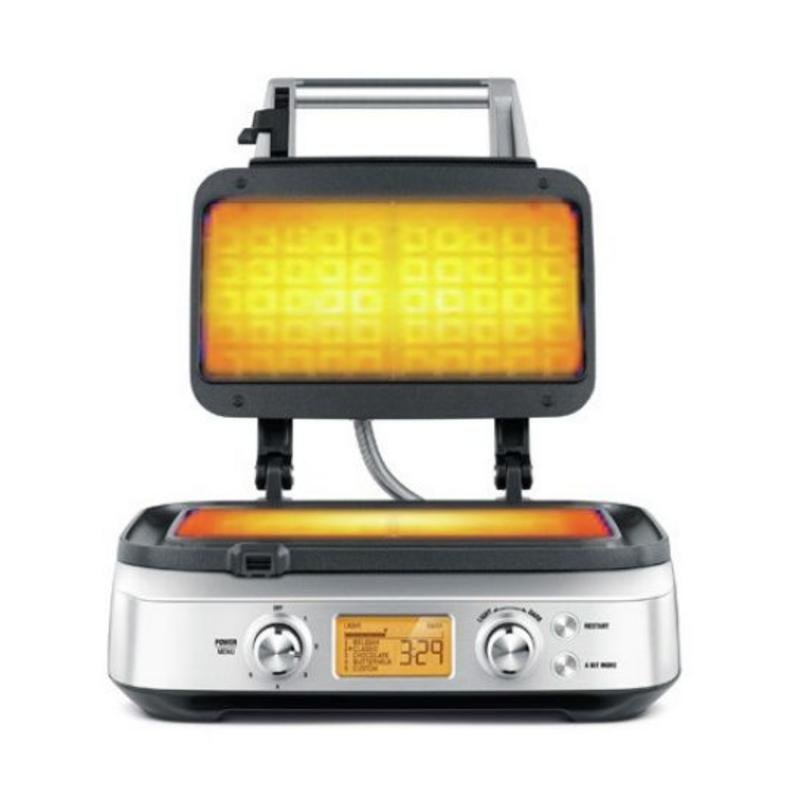 Detalle de Gofrera Sage SWM620BSS4EEU1 Smart Waffle Pro 1000 W con placas desmontables en inox y acabado naranja