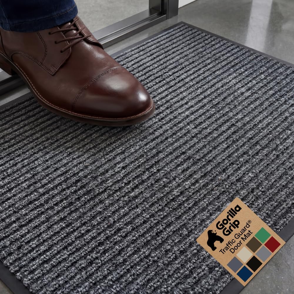 Detalle de GORILLA GRIP Traffic Guard Door Mat, 35 x 23 in, Charcoal Gray, Ribbed Top
