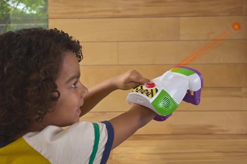 Detalle 2 de Mattel Disney and Pixar Toy Story 5 Space Ranger Laser Gauntlet