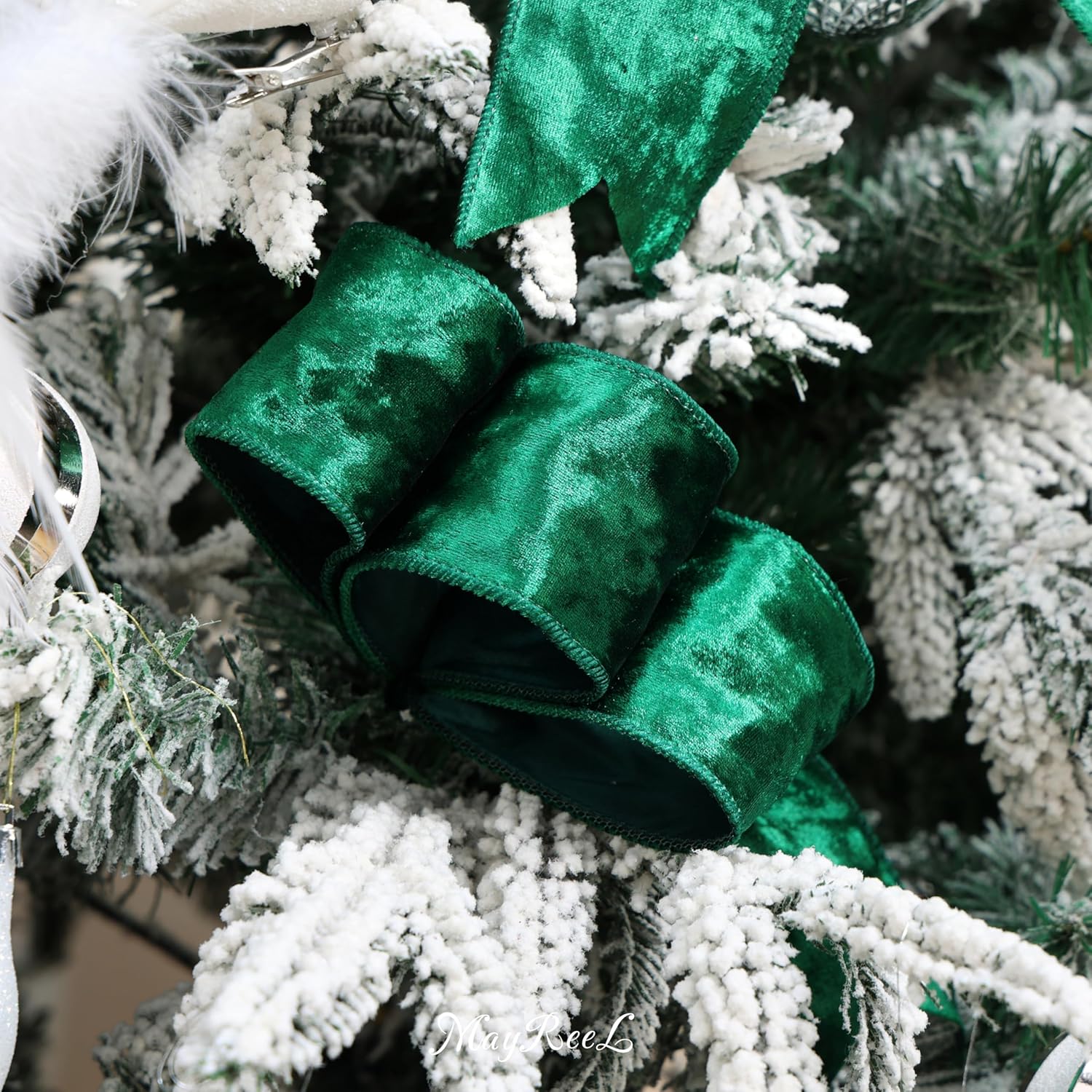 Thumbnail 4 de MAYREEL Green Crushed Velvet Ribbon 2.5" 🎀