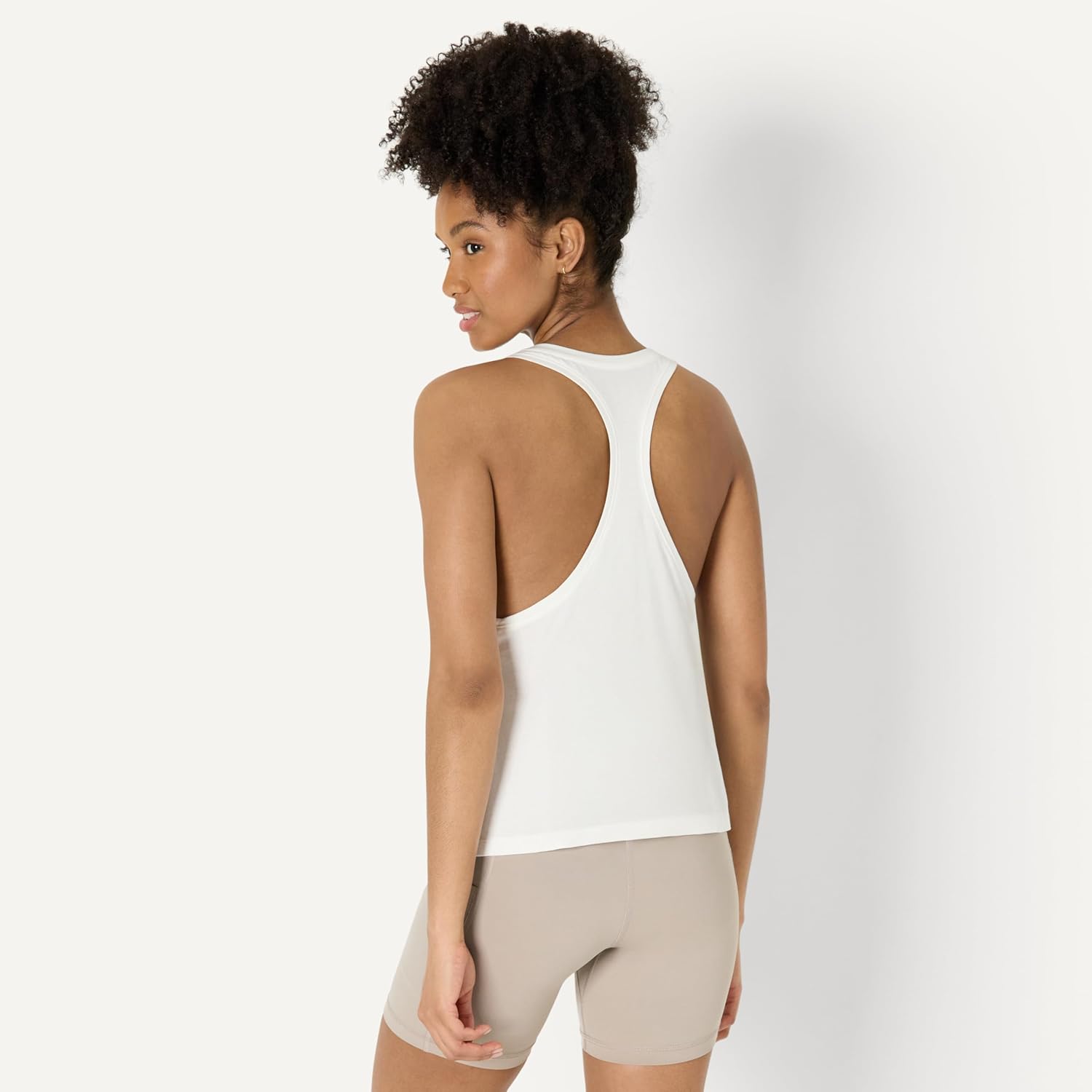 Thumbnail 1 de Amazon Essentials Damen Active Soft Cotton Yoga-Workout-Tanktop Relaxed Fit (weiter Armausschnitt, Racerback)
