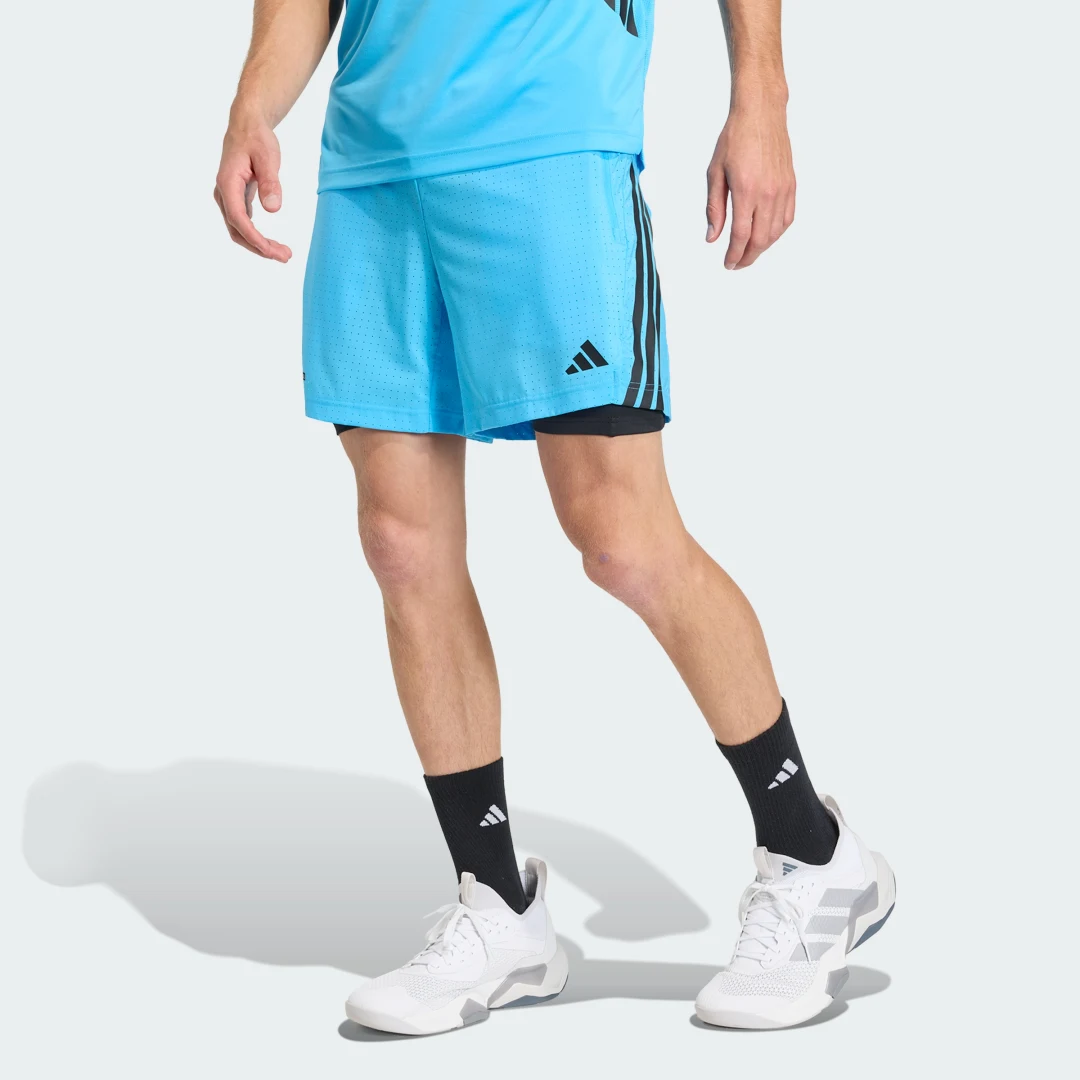 Detalle de Pantalón corto de entrenamiento 2 en 1 Tech Essentials de Adidas