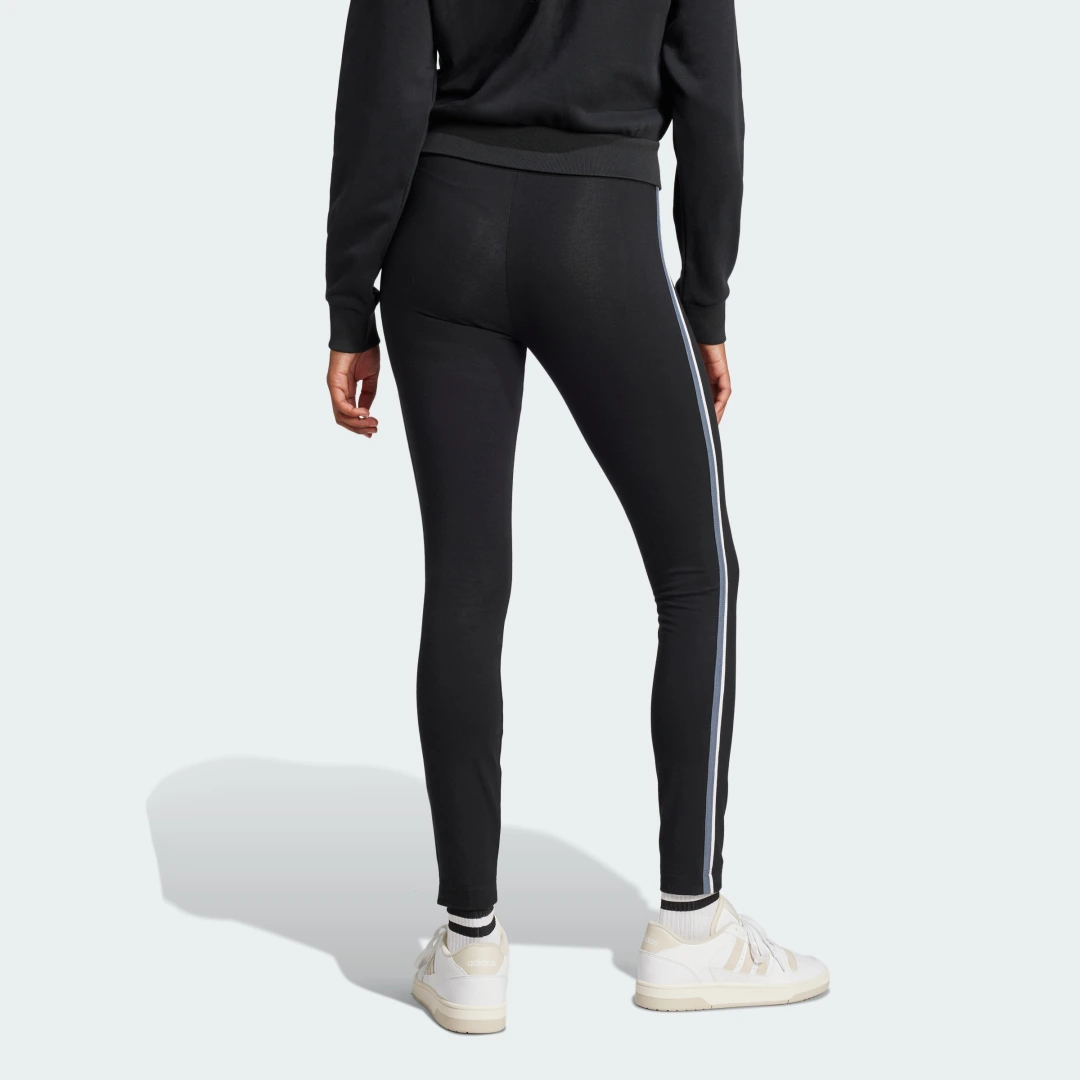Detalle 2 de Mallas Essentials Color Pop High-Waisted de Adidas (Negro)