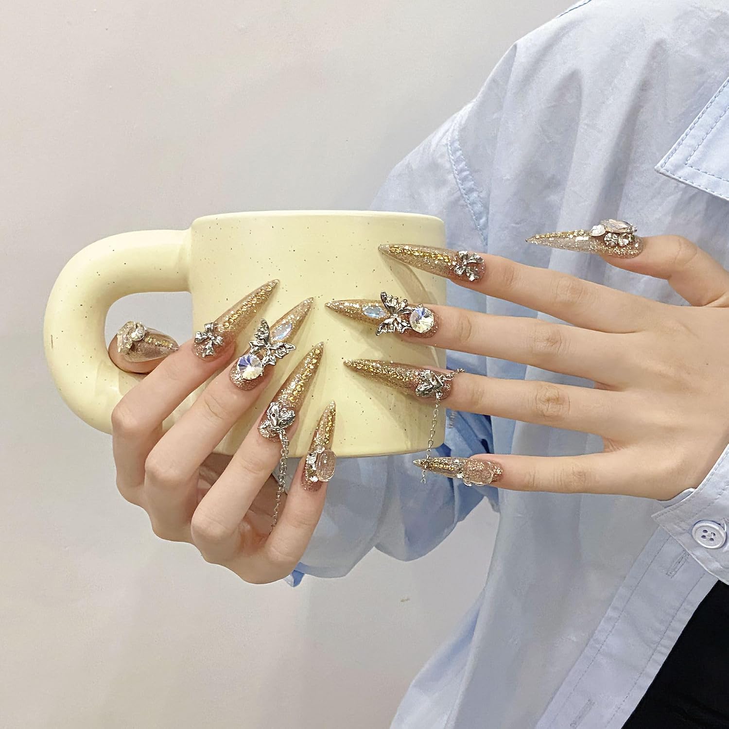 Detalle de Handmade Press-On Nails, Stiletto