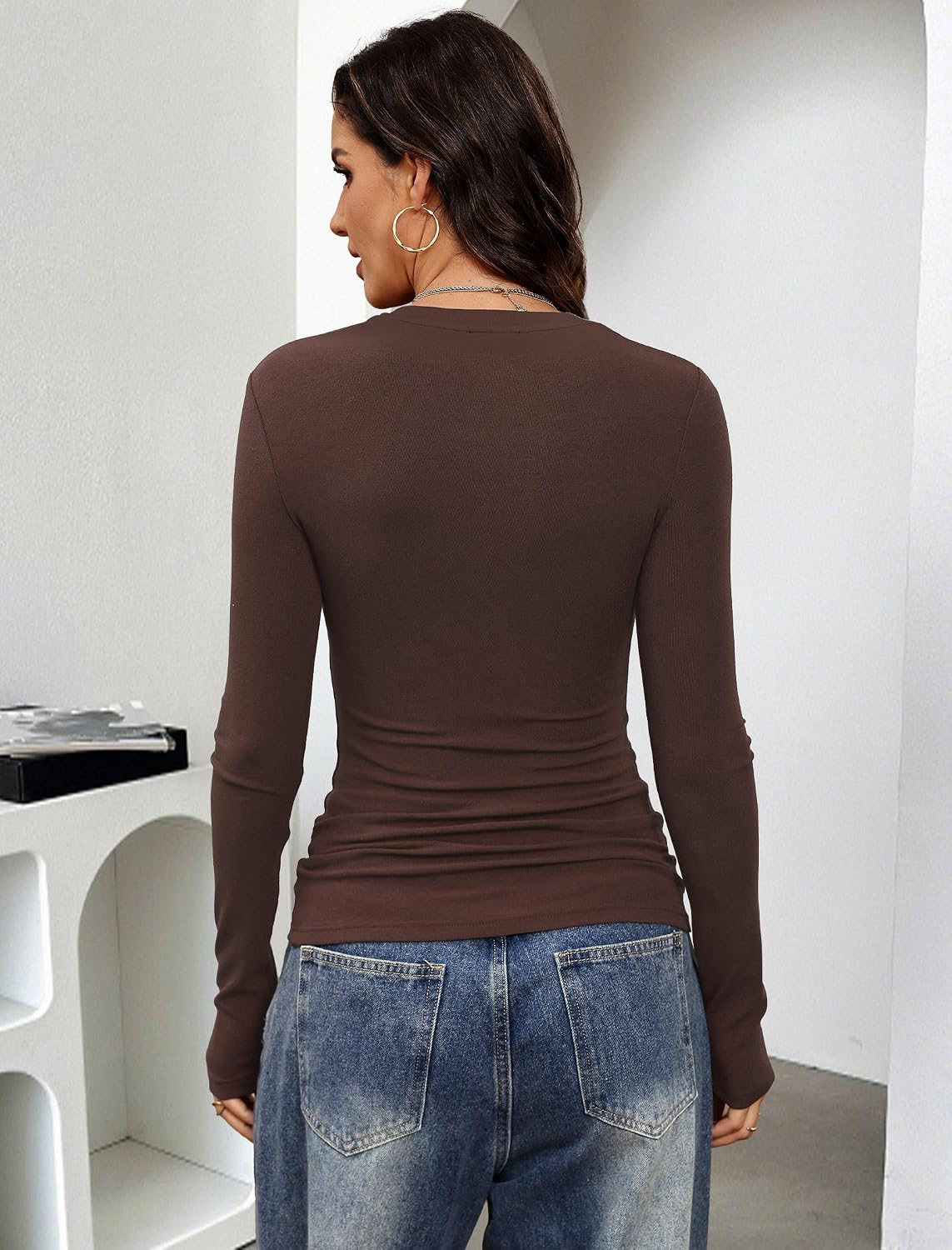 Detalle 2 de Prettywear Long-Sleeve Henley Shirt in Rib Knit