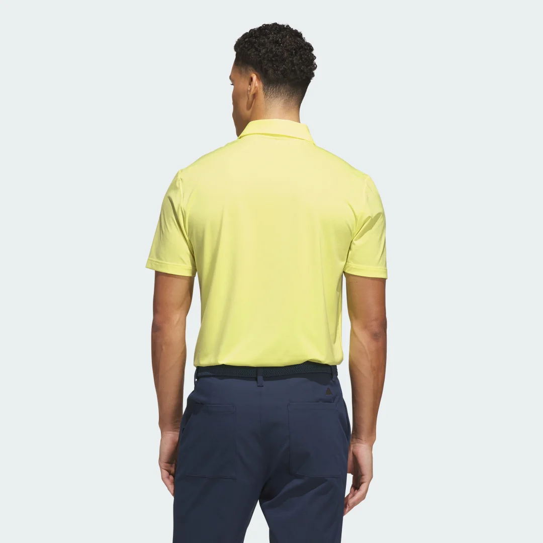 Detalle 2 de Polo Ultimate365 de Adidas en Amarillo – color sólido para uso diario