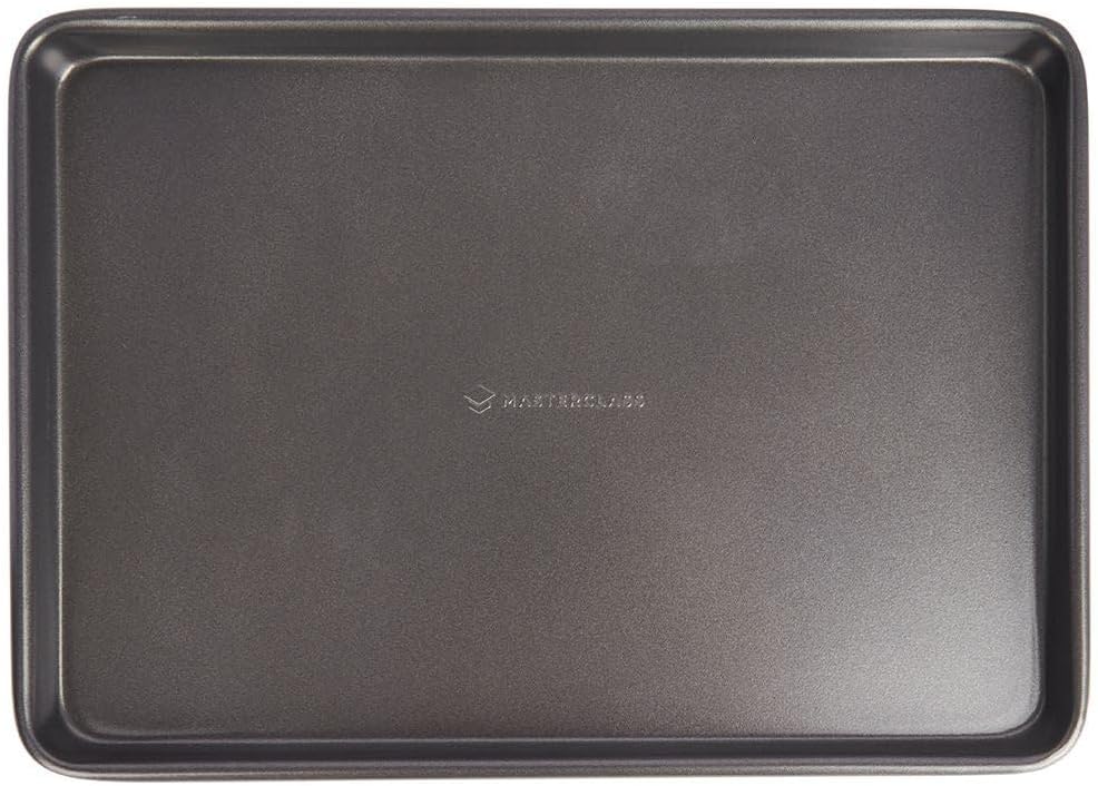 Detalle de MasterClass Non-Stick Carbon Steel Baking Tray, 35 x 25 x 2 cm, Grey