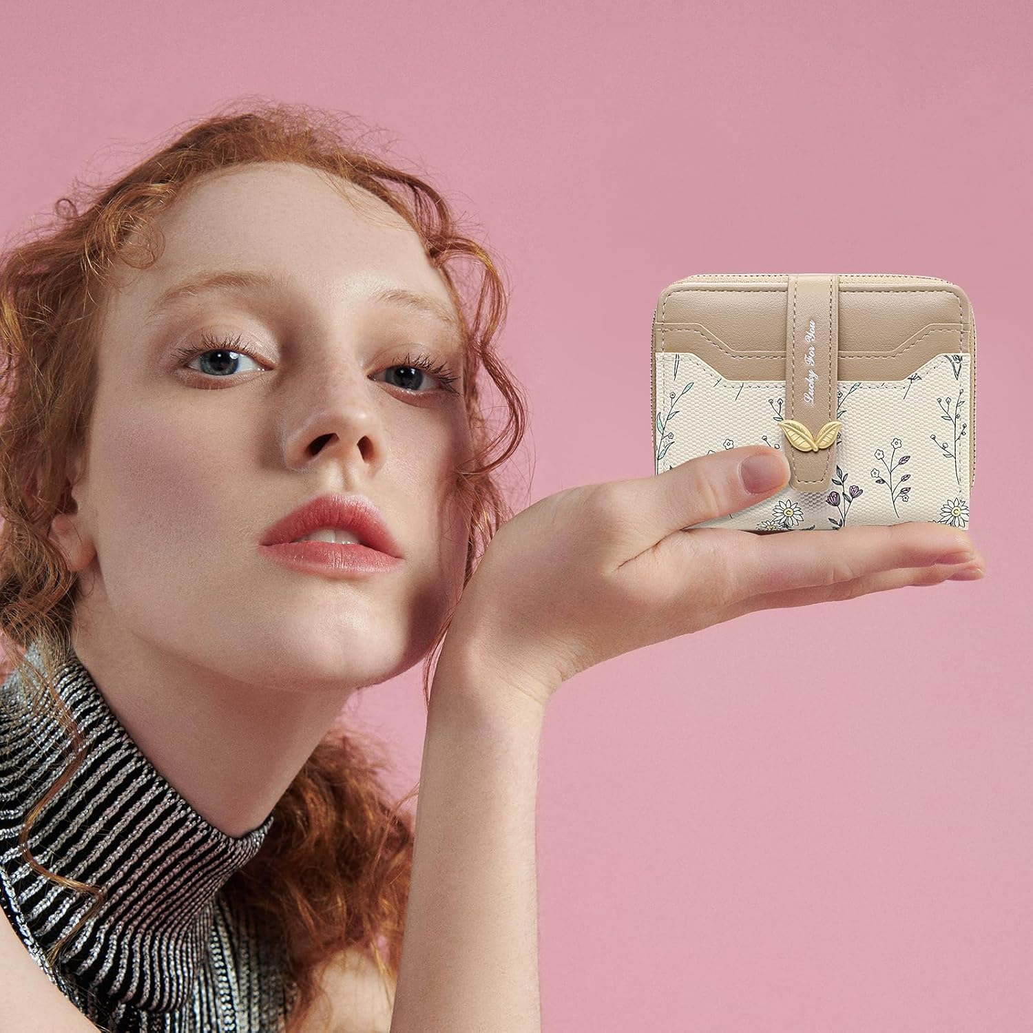Detalle de GAEKEAO Purses for Women: Small Leather Bifold with RFID Blocking, Zipper Pocket and ID Window