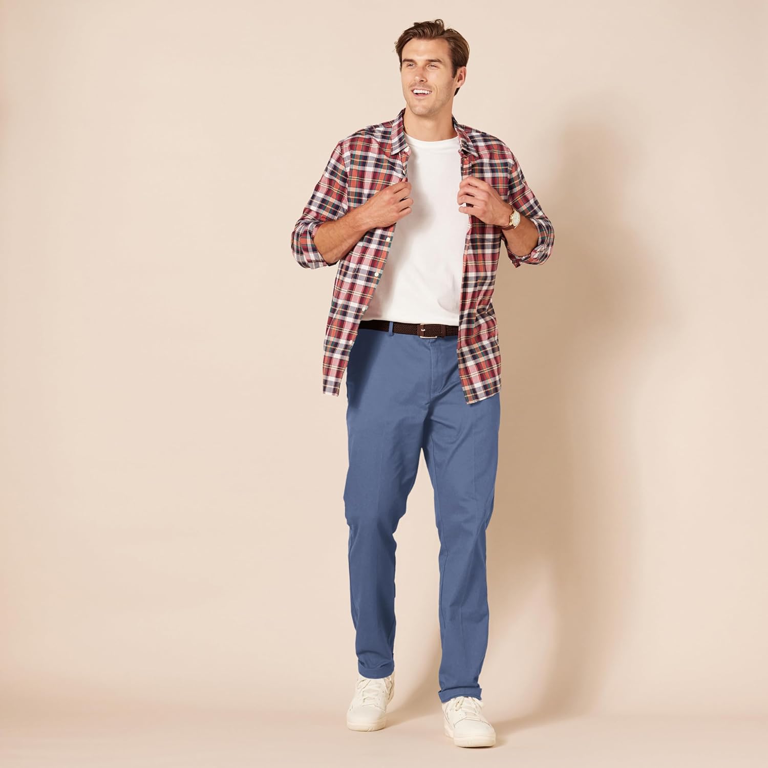 Thumbnail 6 de Amazon Essentials Herren Knitterfreie Flatfront-Chinohose in schmaler Passform