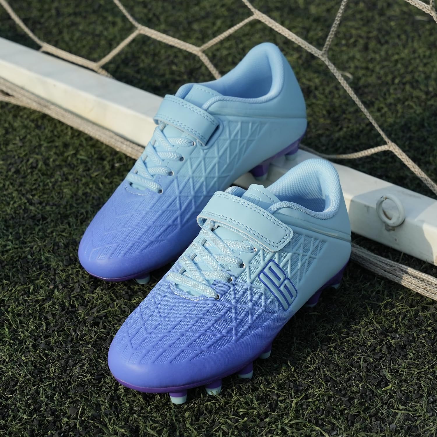 Detalle 2 de JABASIC Kinder-Fußballschuhe für festen Boden
