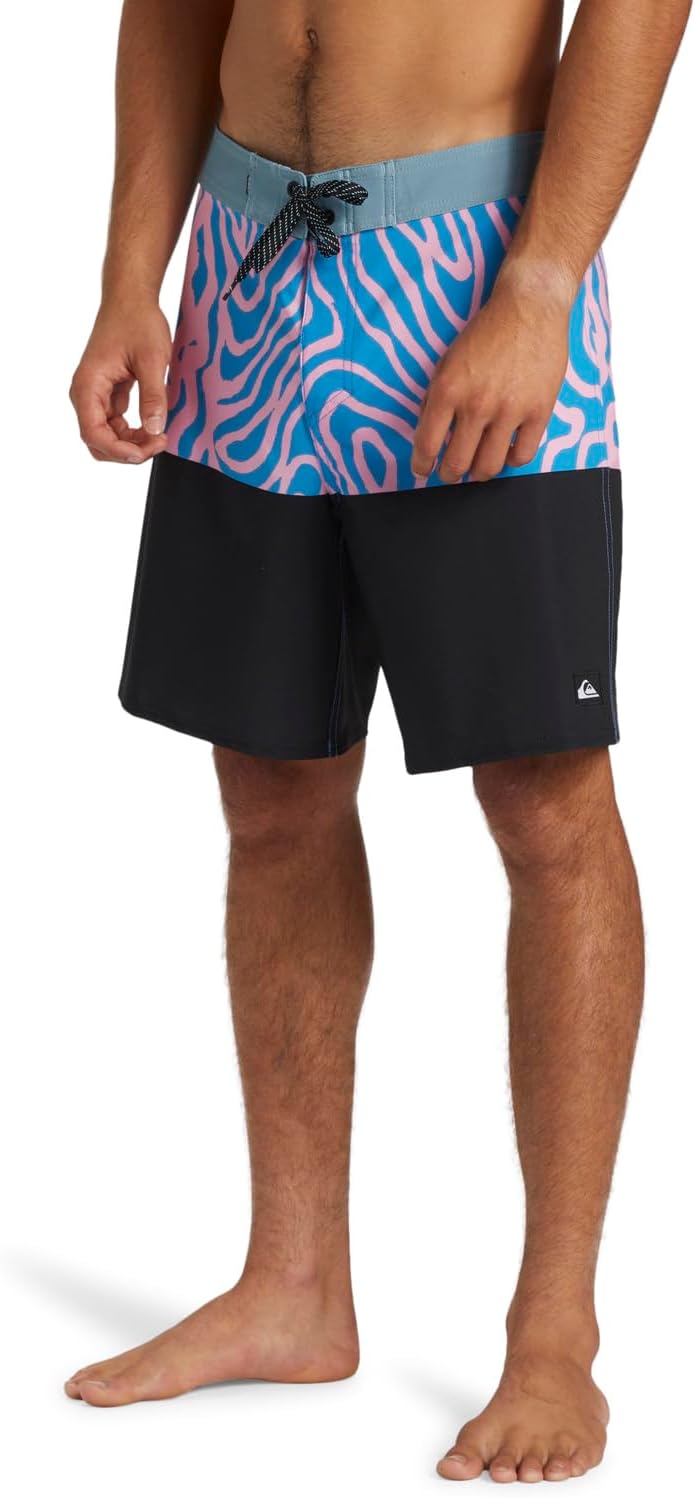 Detalle 2 de Quiksilver Surfsilk Straight Leg 18 Boardshort per Uomo