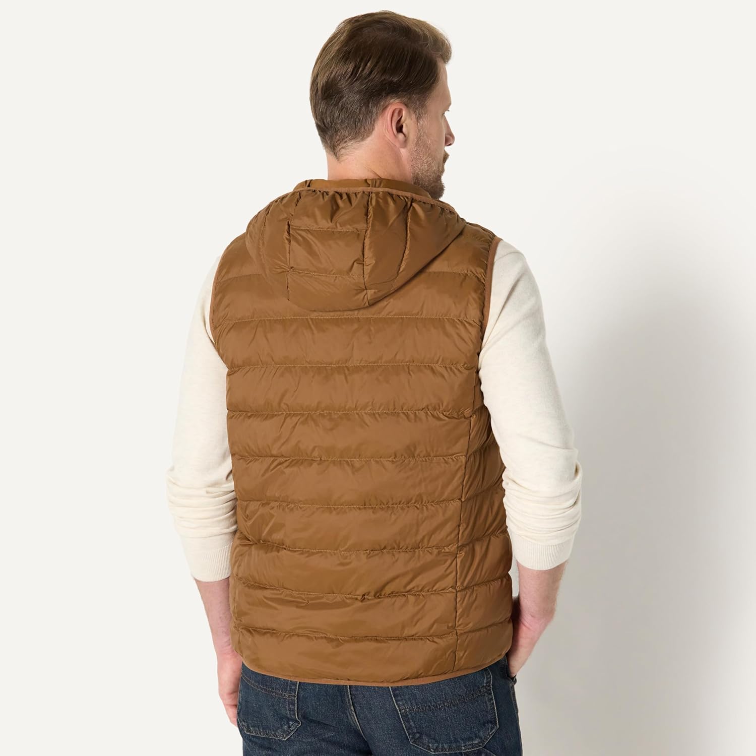 Thumbnail 2 de Amazon Essentials Relaxed-Fit Steppweste für Herren mit Kapuze (leicht, wasserabweisend)