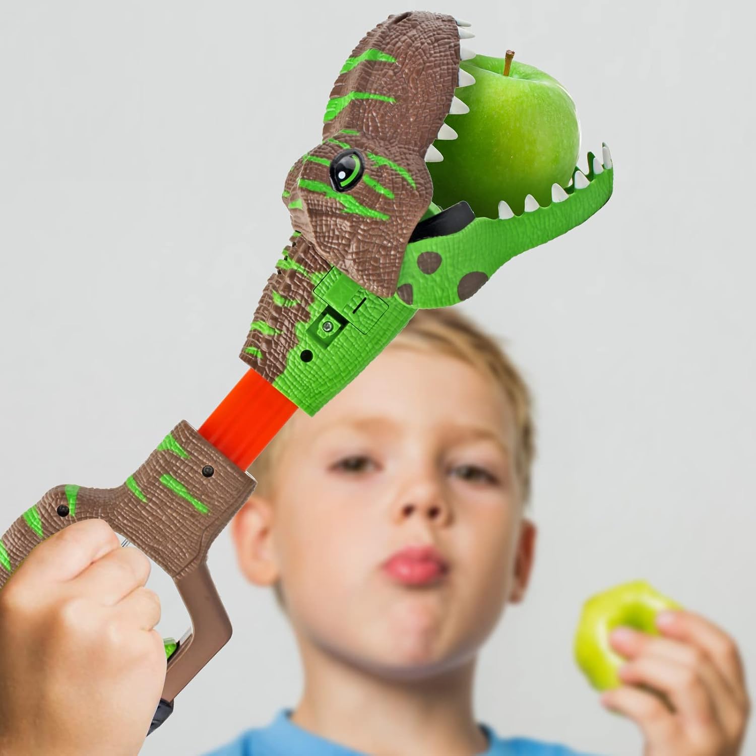 Detalle de DINOBROS Dinosaur Chomper Toys: 13.6-Inch Light & Sound T-Rex Reacher with 3 Roars