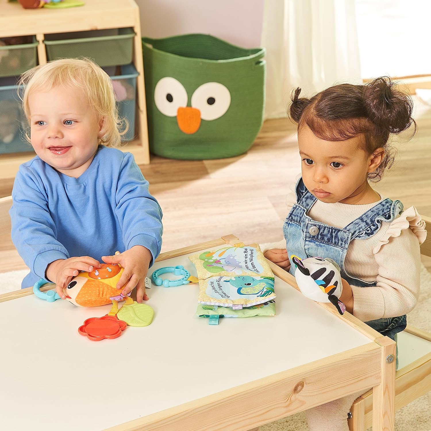 Thumbnail 4 de VTech Baby Babys Tierfreunde-Geschenkset (Stoffbuch, singender Vogel & Zebrarassel) für 0–24 Monate