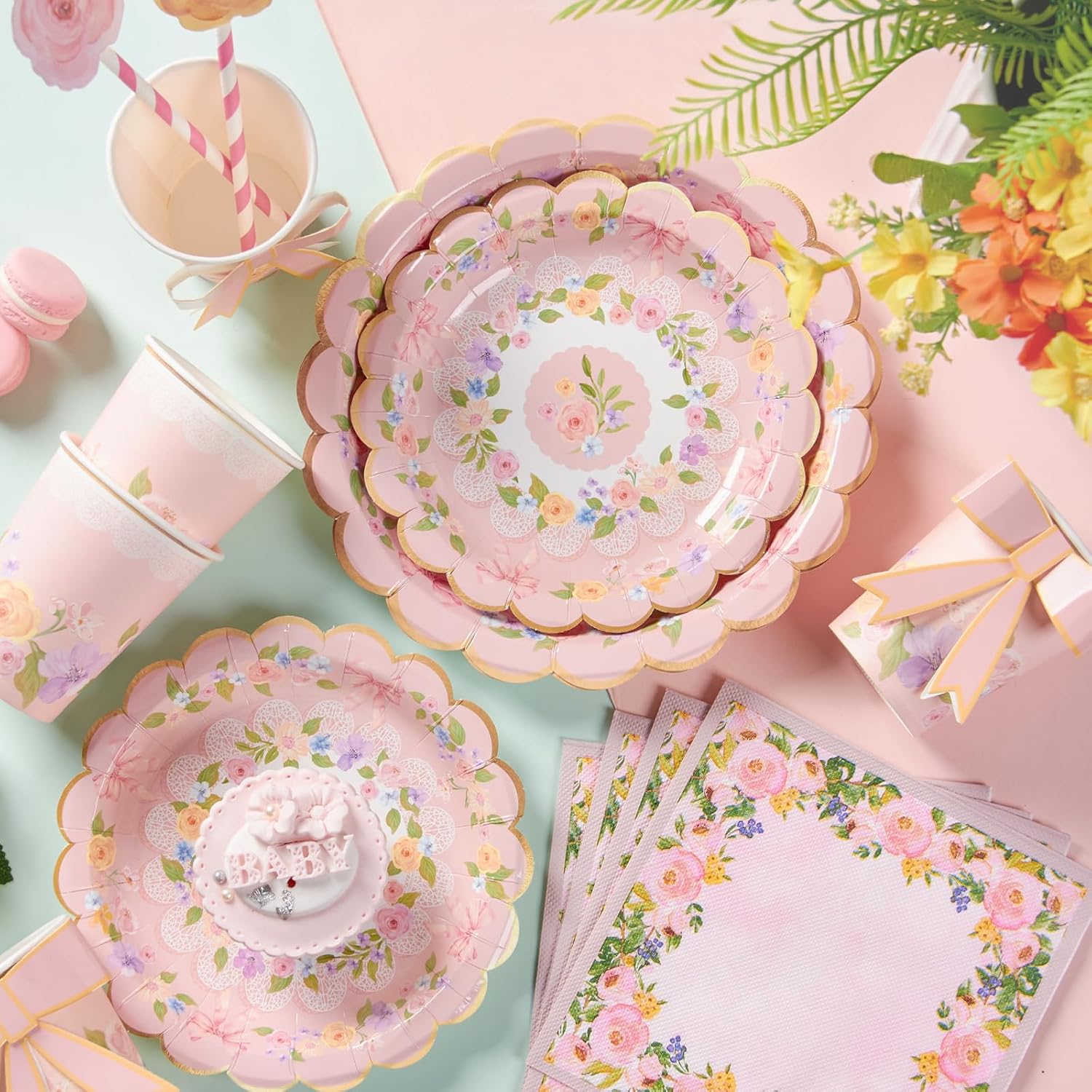 Detalle de SUNBEAUTY 80pcs Afternoon Tea Decorations – Floral Plates, Straws, Napkins & Bow Cups