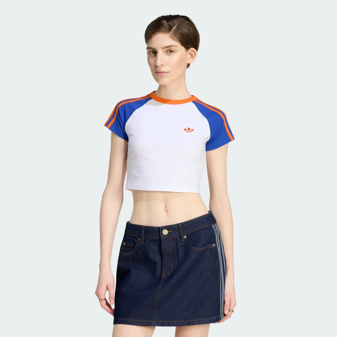 Detalle de Camiseta corta SST de Adidas – Blanco