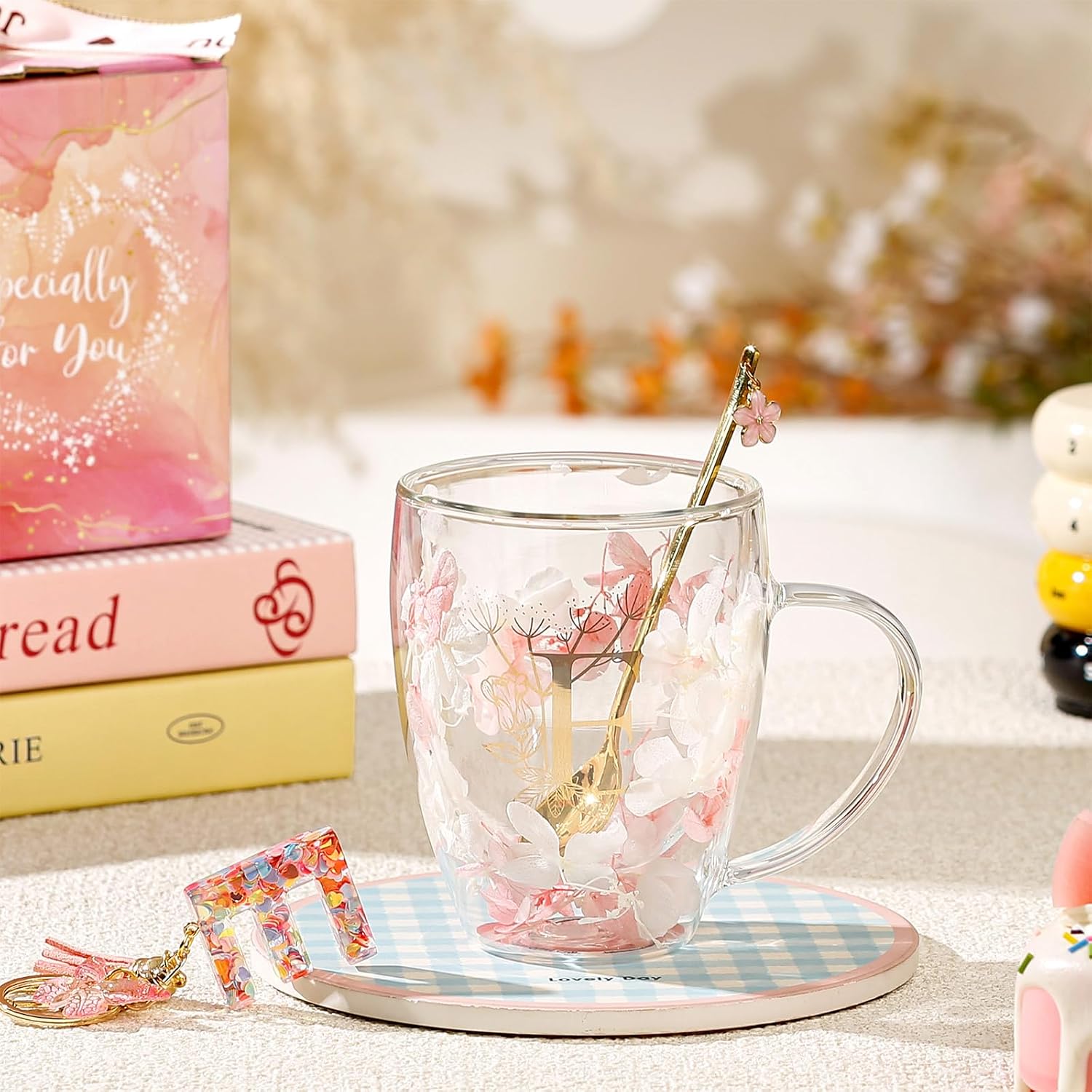 Detalle de Gifts for Women Glass Coffee Mugs – Personalised Double-Walled Pink Floral Cup