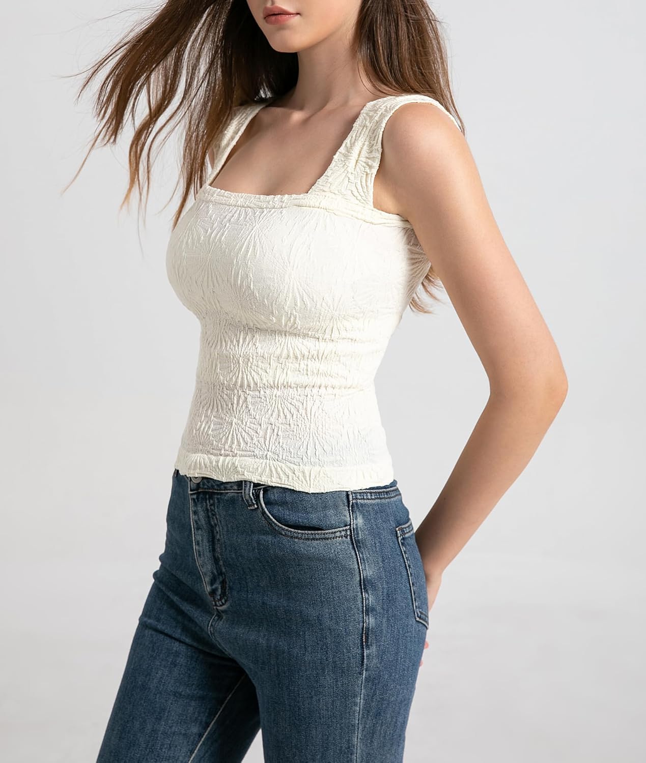 Thumbnail 4 de Women’s Square Neck Wide Strap Crop Tank Top with Flower Embroidery & Lettuce Trim