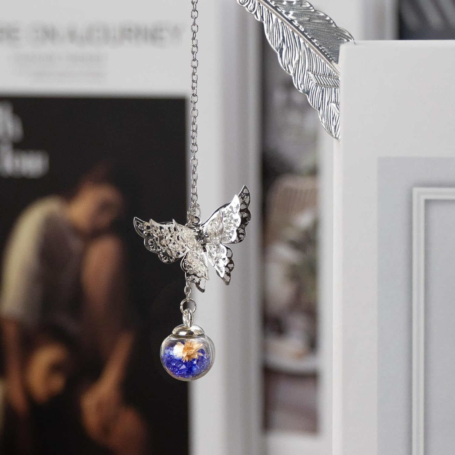 Thumbnail 3 de Mothers Day Gift: Metal Butterfly Bookmark