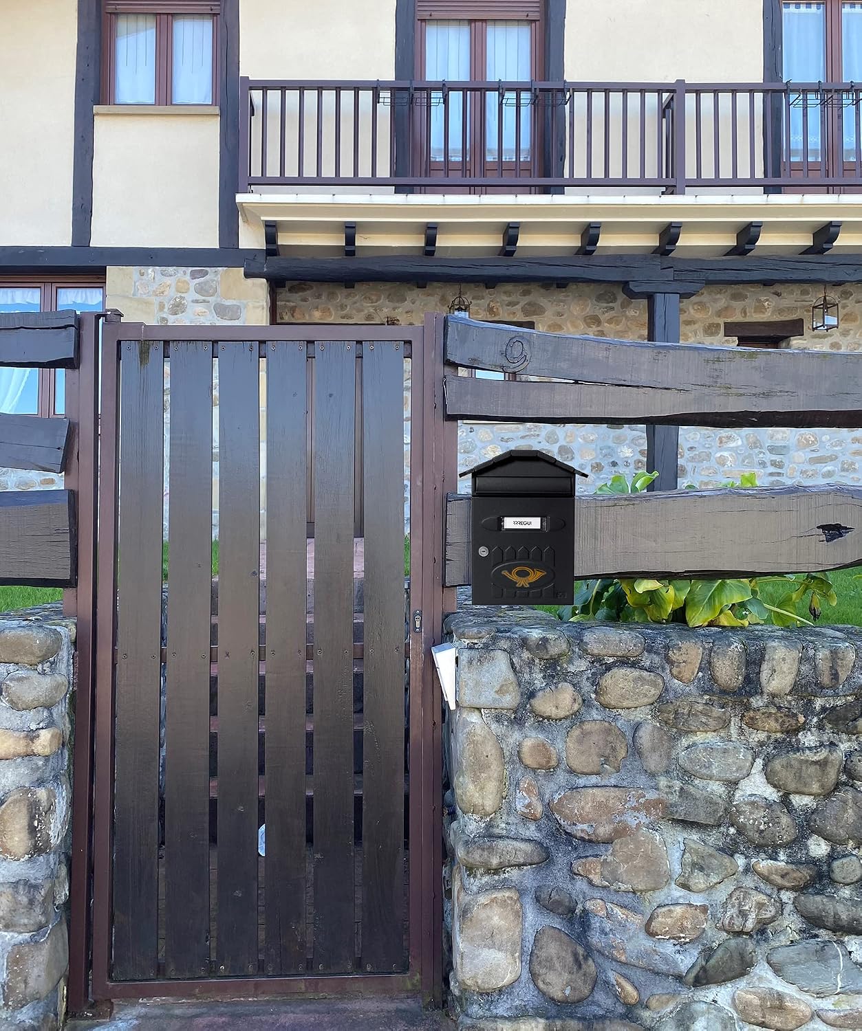Detalle de ARREGUI Villa E5004 – skrzynka na listy M DIN A4, stalowa, czarna