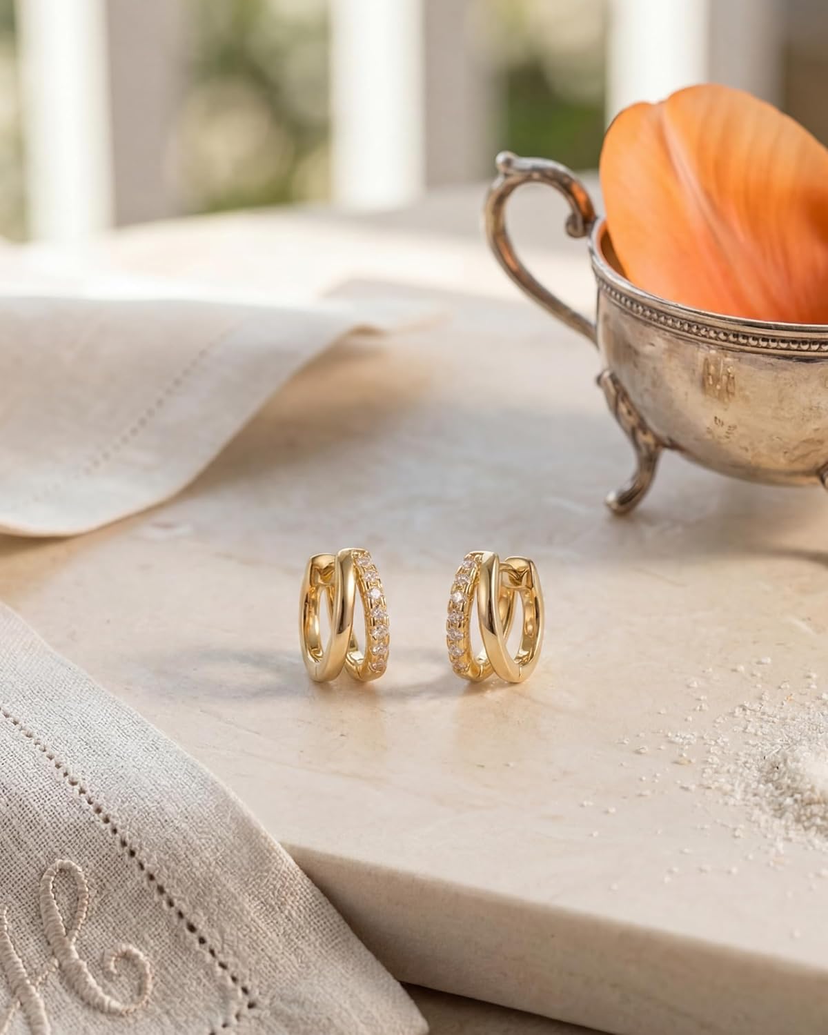 Detalle de MUMREUES Ohrringe Gold Creolen 14K vergoldet mit Zirkonia (Huggie-Stecker, hypoallergen, wasserfest)
