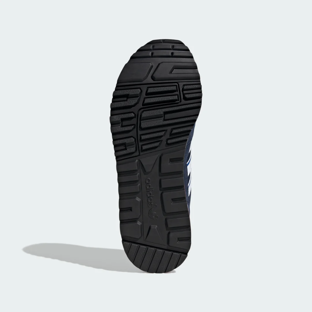 Detalle de Adidas ZX 600: zapatilla azul para uso diario — ¿merece la pena este modelo?