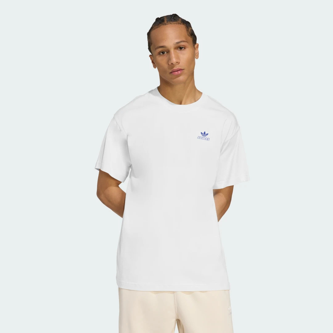 Detalle de Camiseta estampada Butter de Adidas — Hombre o mujer, estilo cómodo en blanco