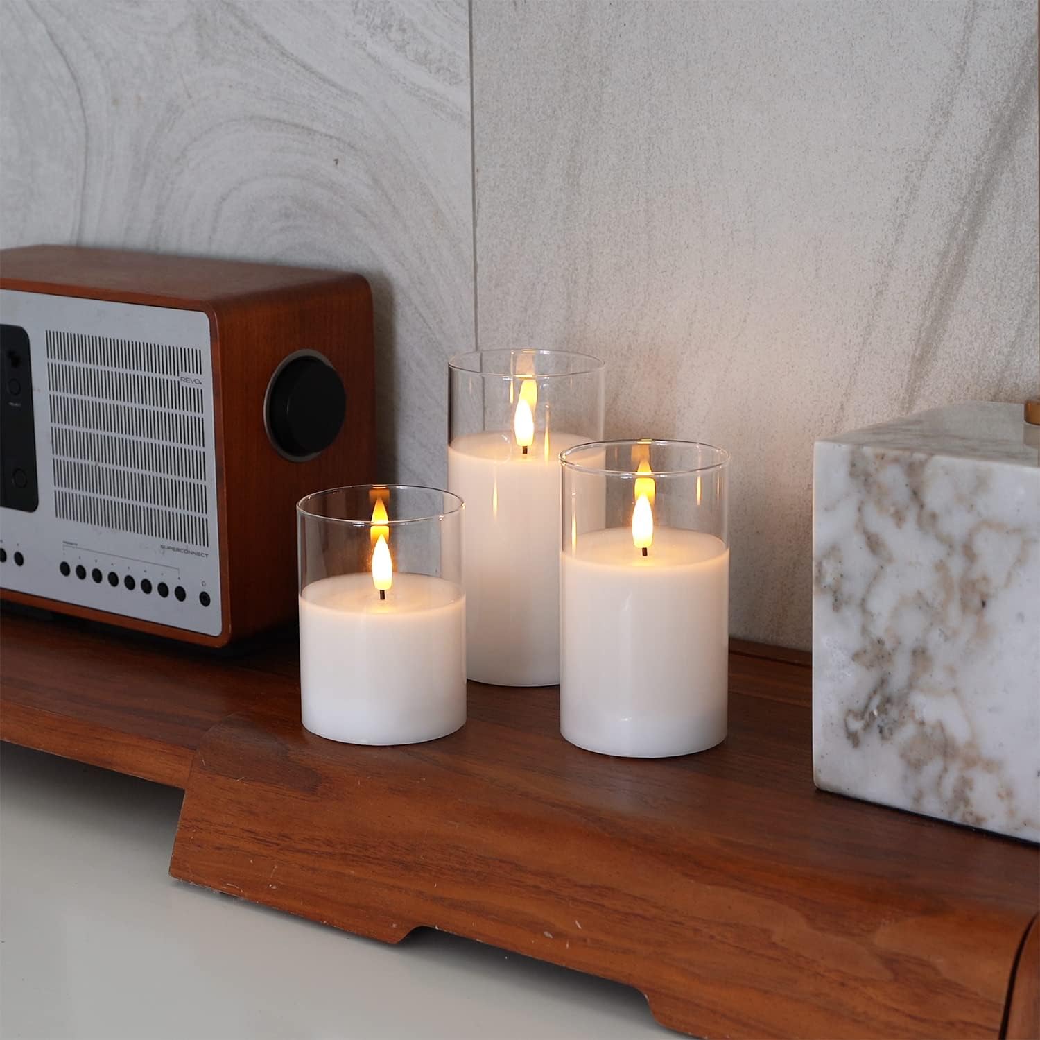 Detalle de Amagic APILLAR Flameless LED Candles, Set of 3 with Remote and Timer