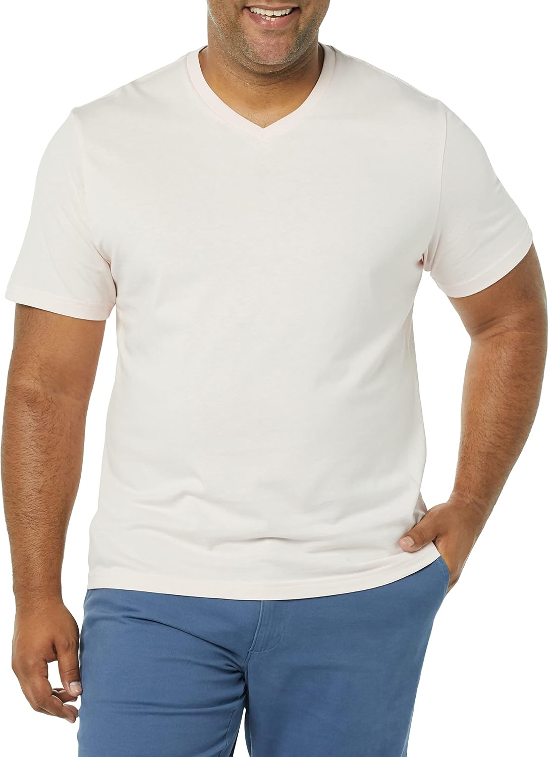 Detalle 2 de Amazon Essentials Herren Kurzärmlige T-Shirts mit V-Ausschnitt – Slim Fit, Basic