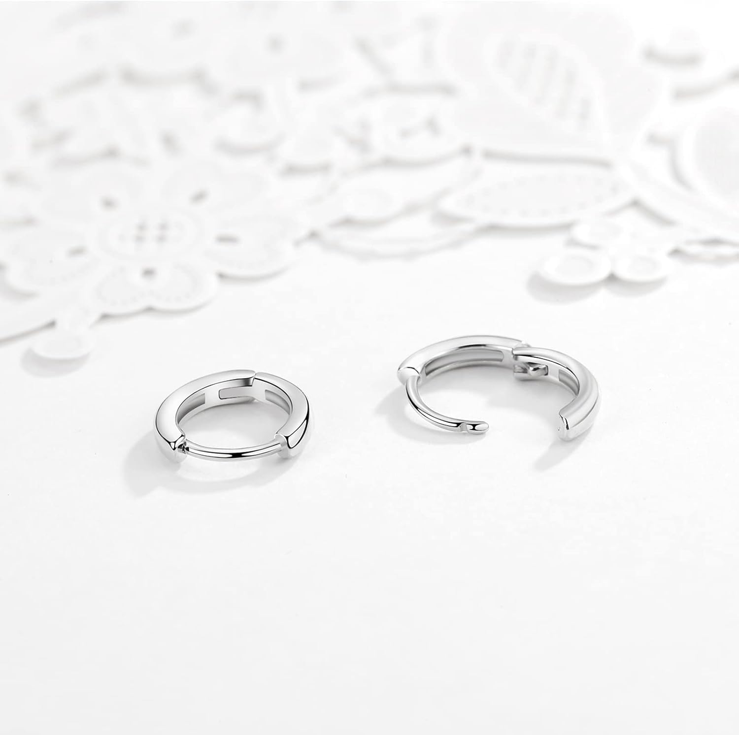 Thumbnail 3 de Silber 925 Creolen-Set mit 14 Karat Weißgold-Überzug – 3 Paar Klein-Ohrringe für Damen, Mädchen & Herren