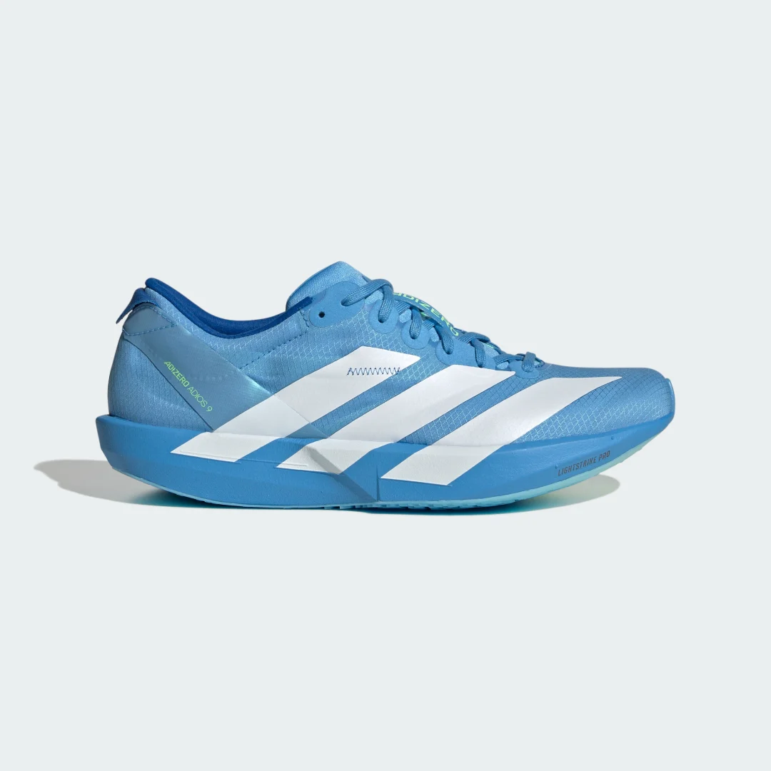 Detalle de Adidas Adizero Adios 9: zapatilla de running en color azul