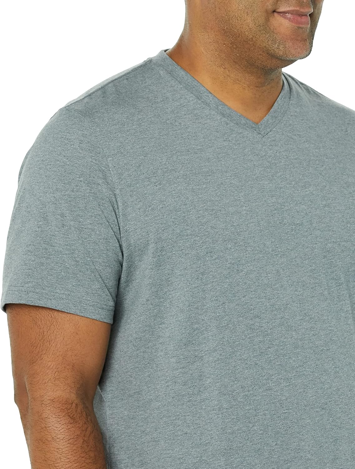 Thumbnail 5 de Amazon Essentials Herren Kurzärmelige V-Ausschnitt T-Shirts – Leichte Passform, Komfortables Alltags-Shirt