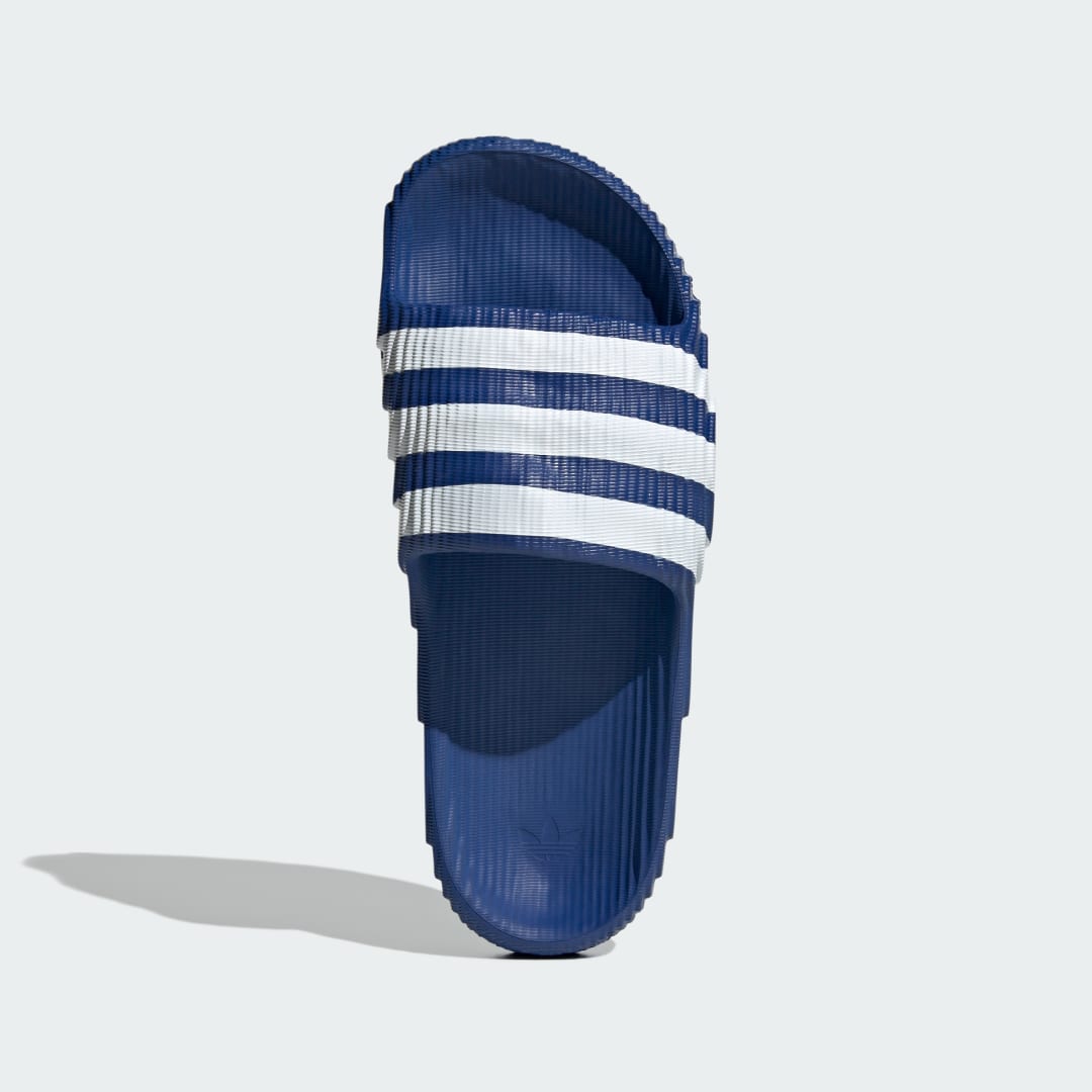 Thumbnail 1 de Adidas Adilette 22 en azul: comodidad básica para el día a día