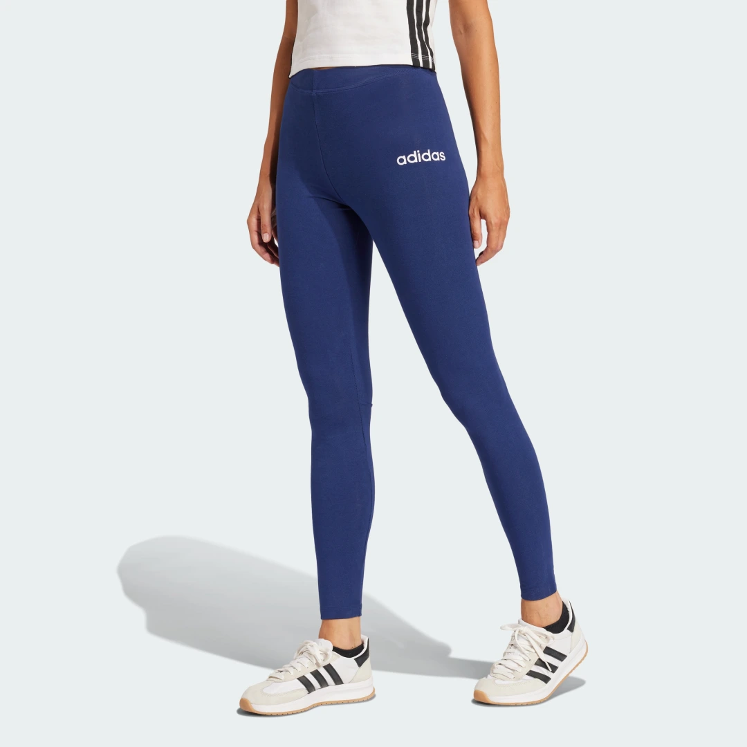 Detalle de Mallas Essentials Linear Cotton de Adidas: comodidad en color azul para el día a día