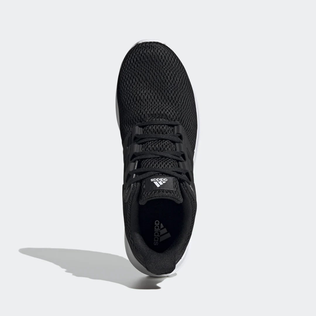 Detalle 2 de Adidas Zapatilla Ultimashow en Negro — comodidad diaria para entrenar y vestir