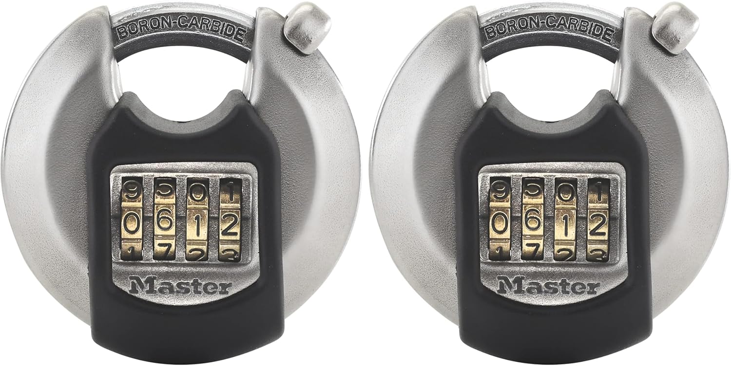 Detalle 2 de MASTER LOCK Heavy Duty Combination Padlock (Security Level 8/10) – Stainless Steel, Outdoor Weatherproof
