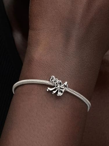 Detalle de PANDORA Goofy Charm Moments 793912C00