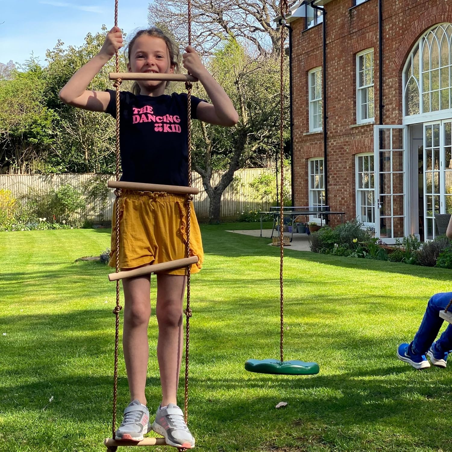 Thumbnail 6 de Jaques of London Garden Rope Ladder – wooden outdoor play equipment accessory (since 1795)