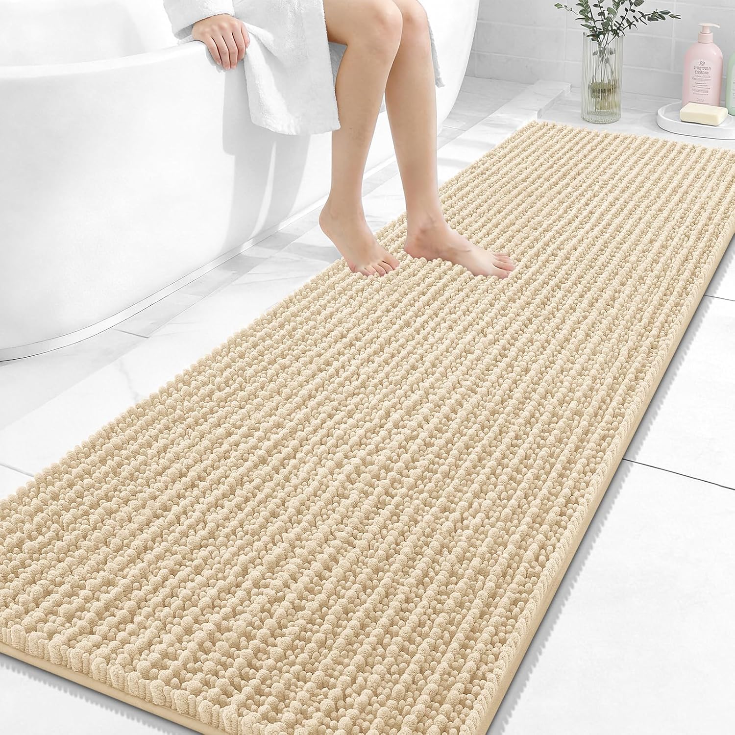 Detalle de OLANLY Long Bathroom Rugs Runner 70x24 Chenille Bath Mat (Beige) — thick, absorbent, non-slip