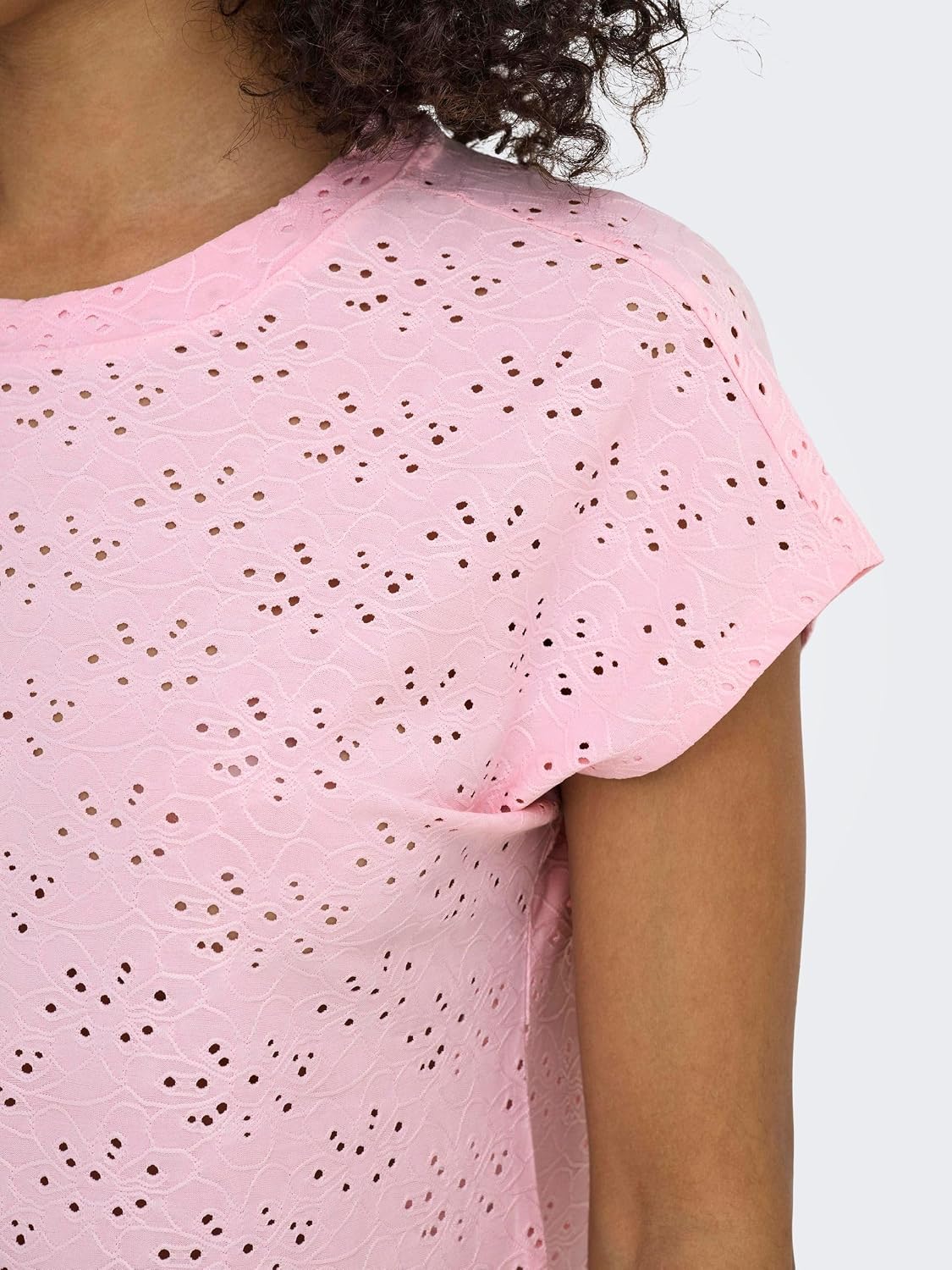 Thumbnail 6 de ONLY Female Top ONLSMILLA Top – kurzes T-Shirt mit Spitzen-Detail