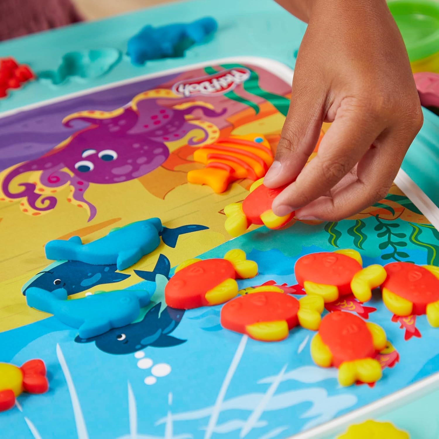 Thumbnail 6 de Play-Doh Table de création réversible pour enfants avec pâte à modeler