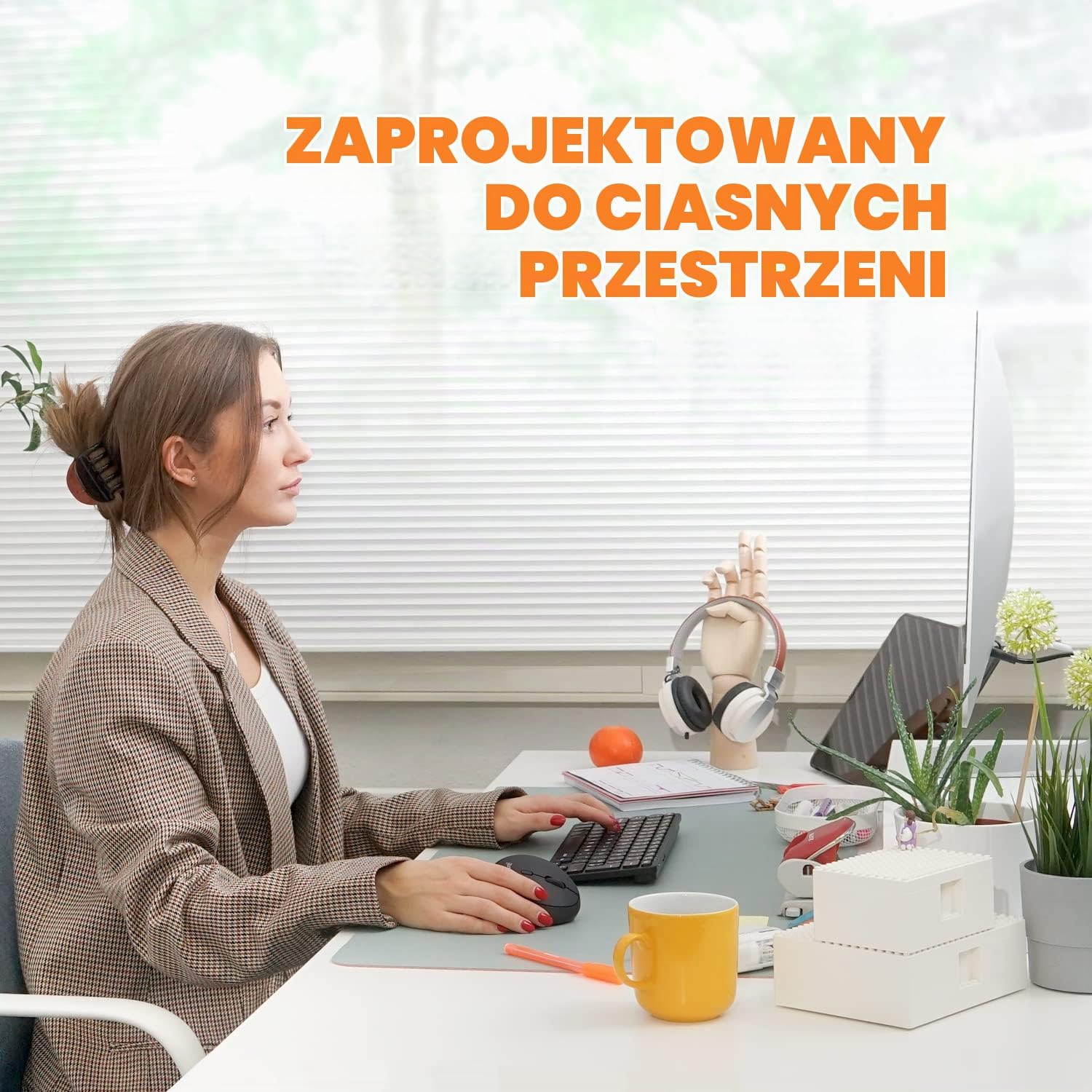 Detalle de Perixx PERIBOARD-732B – bezprzewodowa klawiatura mini, białe podświetlenie, układ włoski